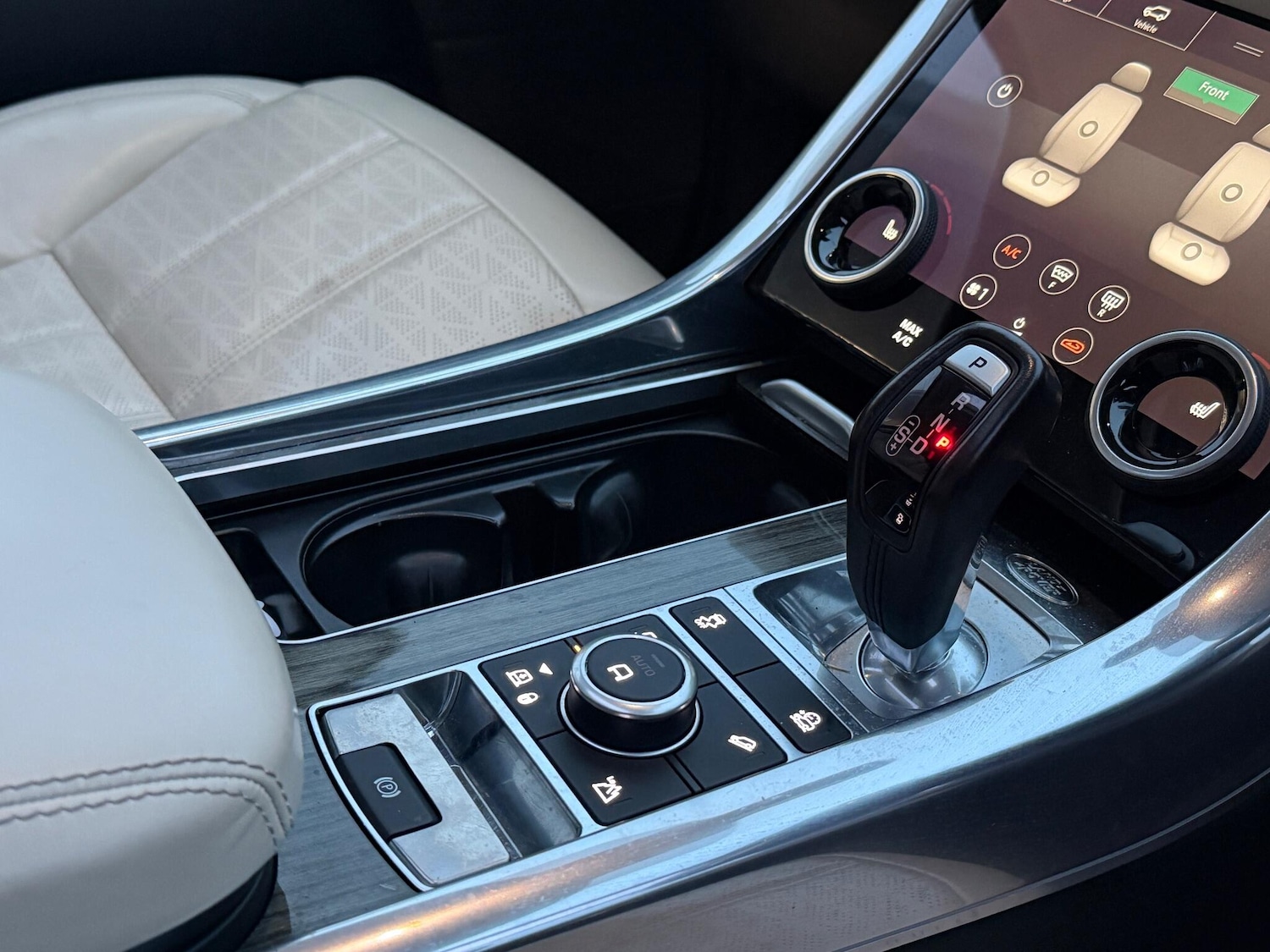 Used Land Rover Range Rover Sport 2018 for sale - 77144279: Photo 19