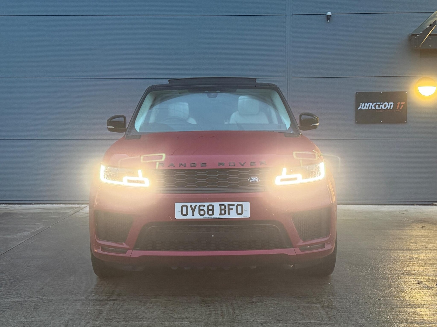 Used Land Rover Range Rover Sport 2018 for sale - 77144279: Photo 4