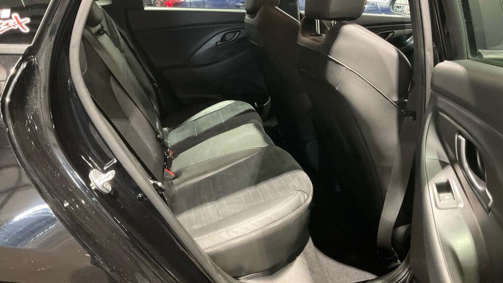 Used Hyundai i30 2019 for sale - 77696813: Photo 8