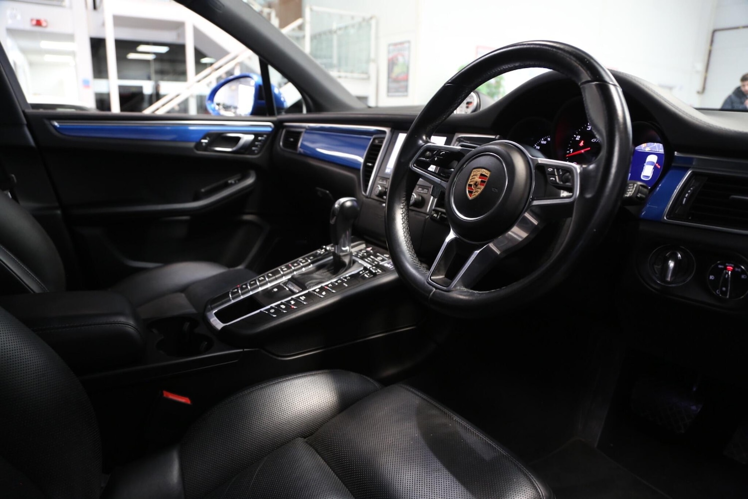 Used Porsche Macan 2017 for sale - 78204524: Photo 10