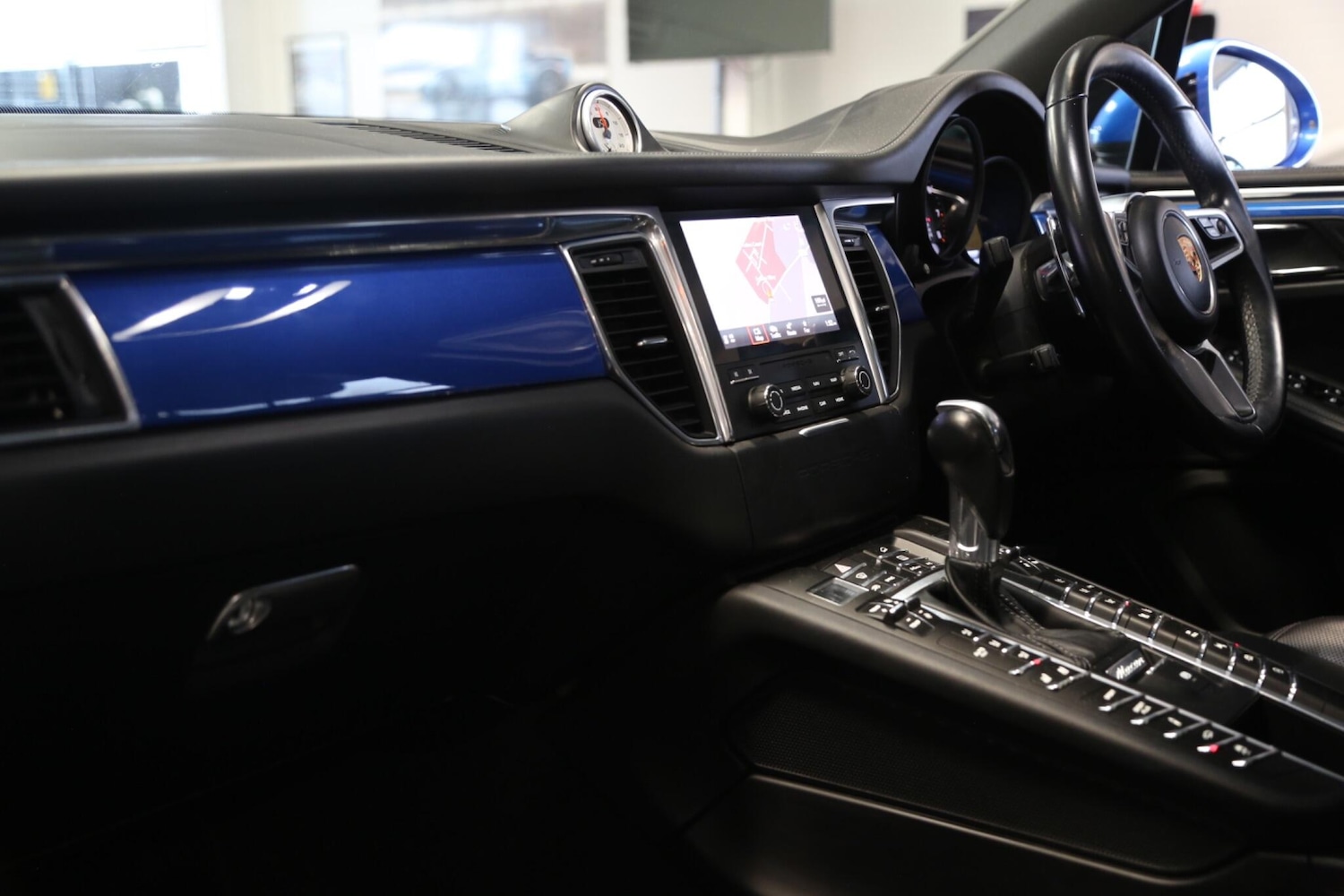 Used Porsche Macan 2017 for sale - 78204524: Photo 11