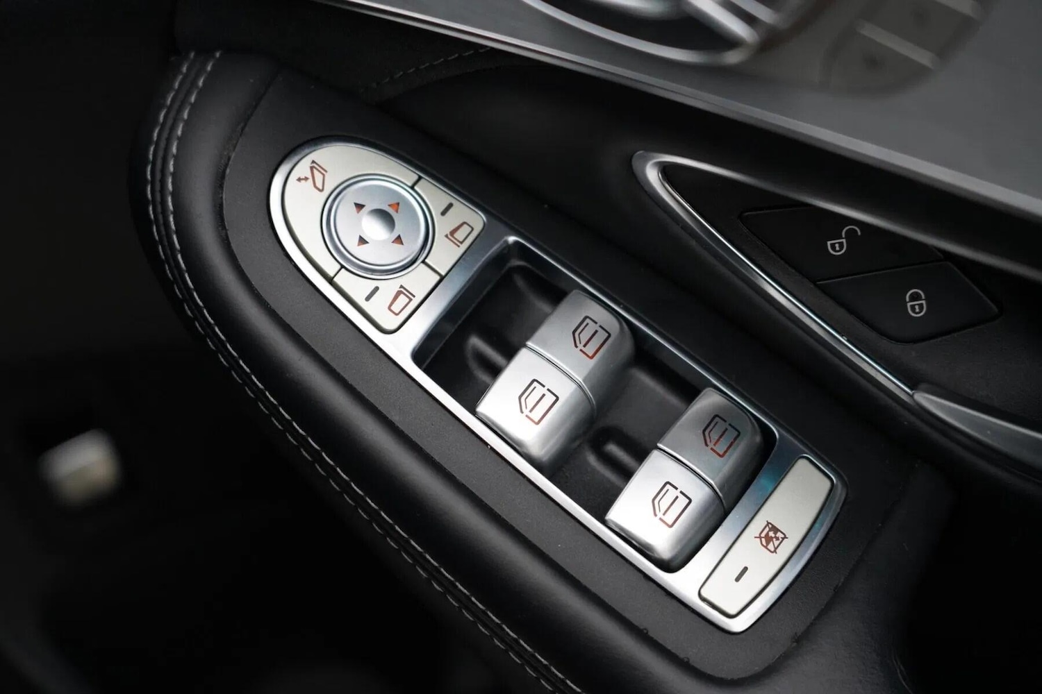 Used Mercedes-Benz C Class 2015 for sale - 77351545: Photo 25