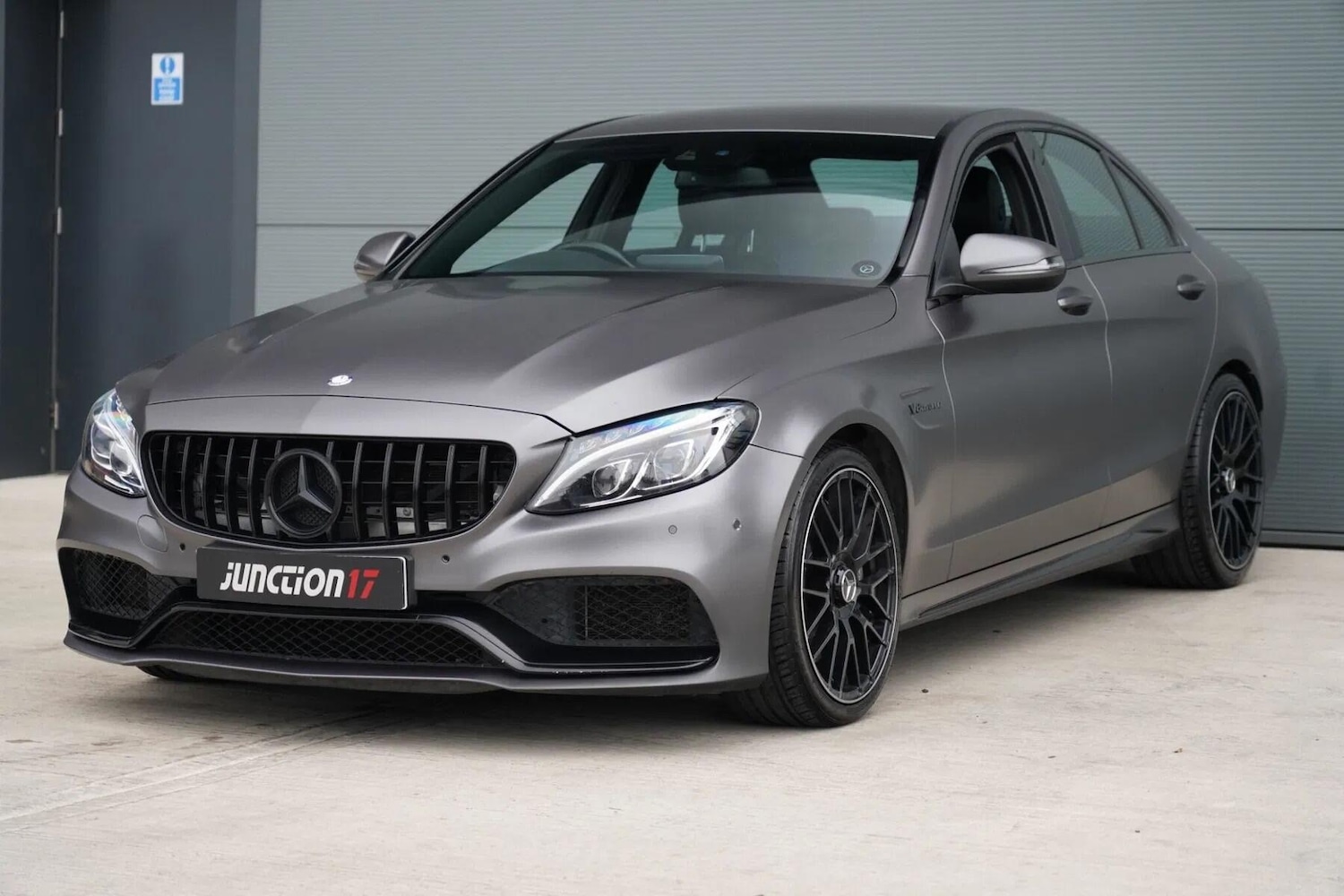 Used Mercedes-Benz C Class 2015 for sale - 77351545: Photo 5