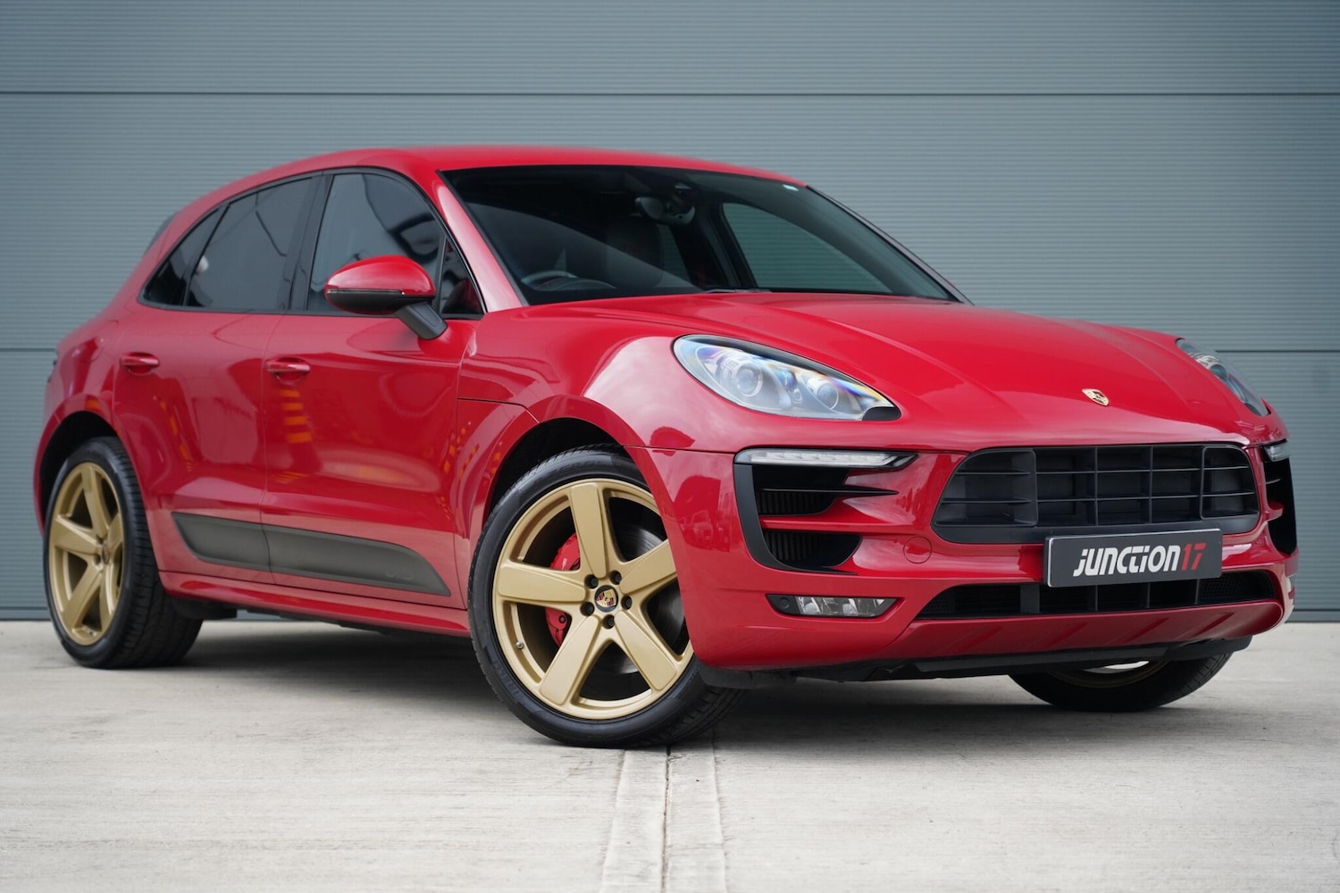 Used Porsche Macan 2017 for sale - 76657359: Photo 1