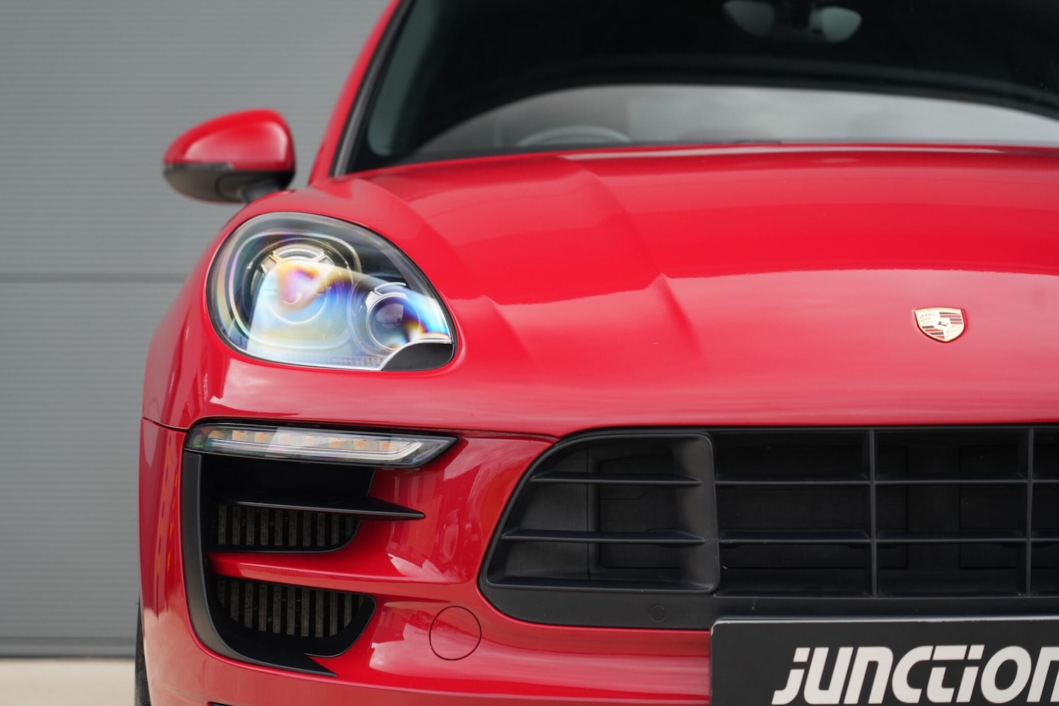 Used Porsche Macan 2017 for sale - 76657359: Photo 19