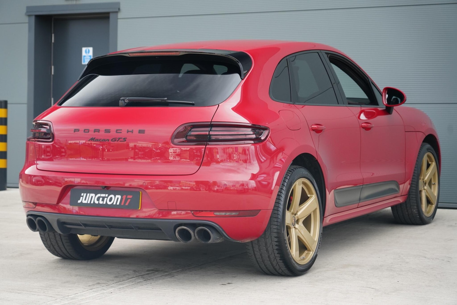 Used Porsche Macan 2017 for sale - 76657359: Photo 8