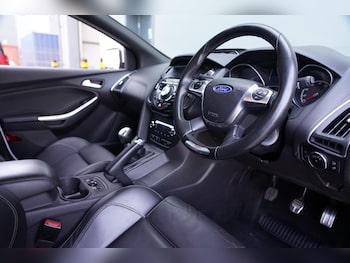 Used Ford Focus 2014 for sale - 76658333: Photo