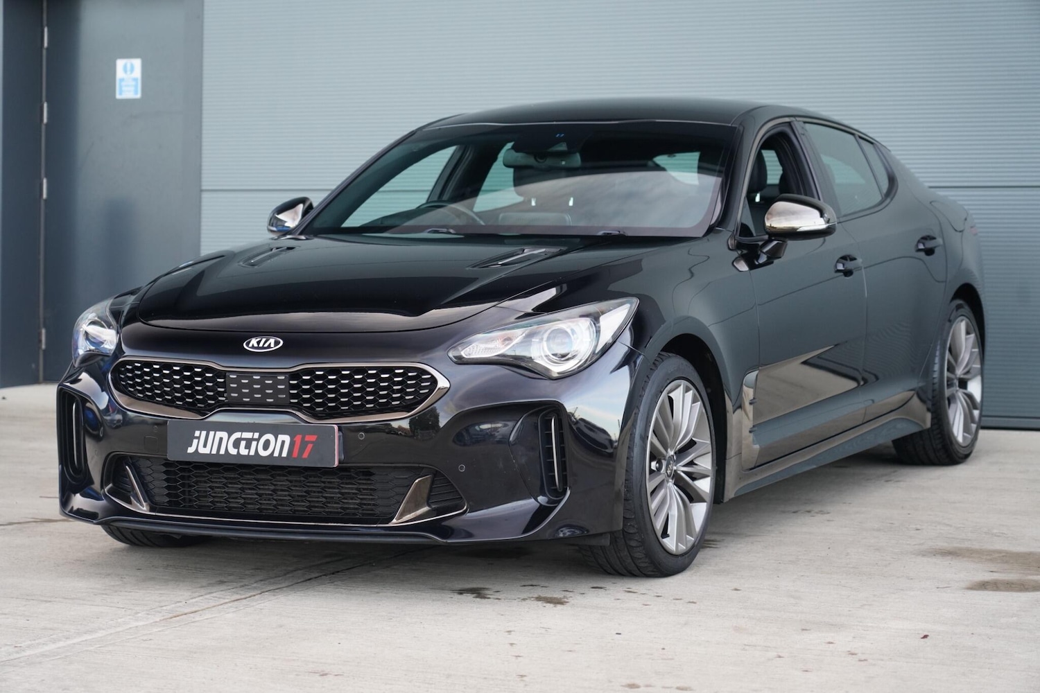 Used Kia Stinger 2018 for sale - 76658427: Photo 6