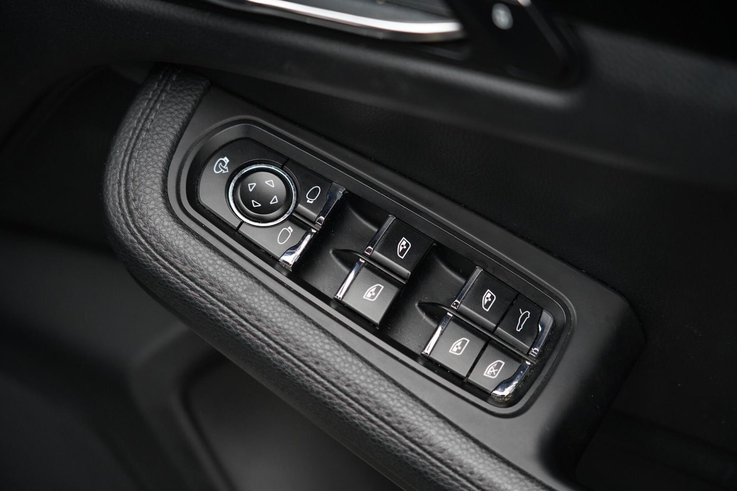 Used Porsche Macan 2018 for sale - 77376515: Photo 24