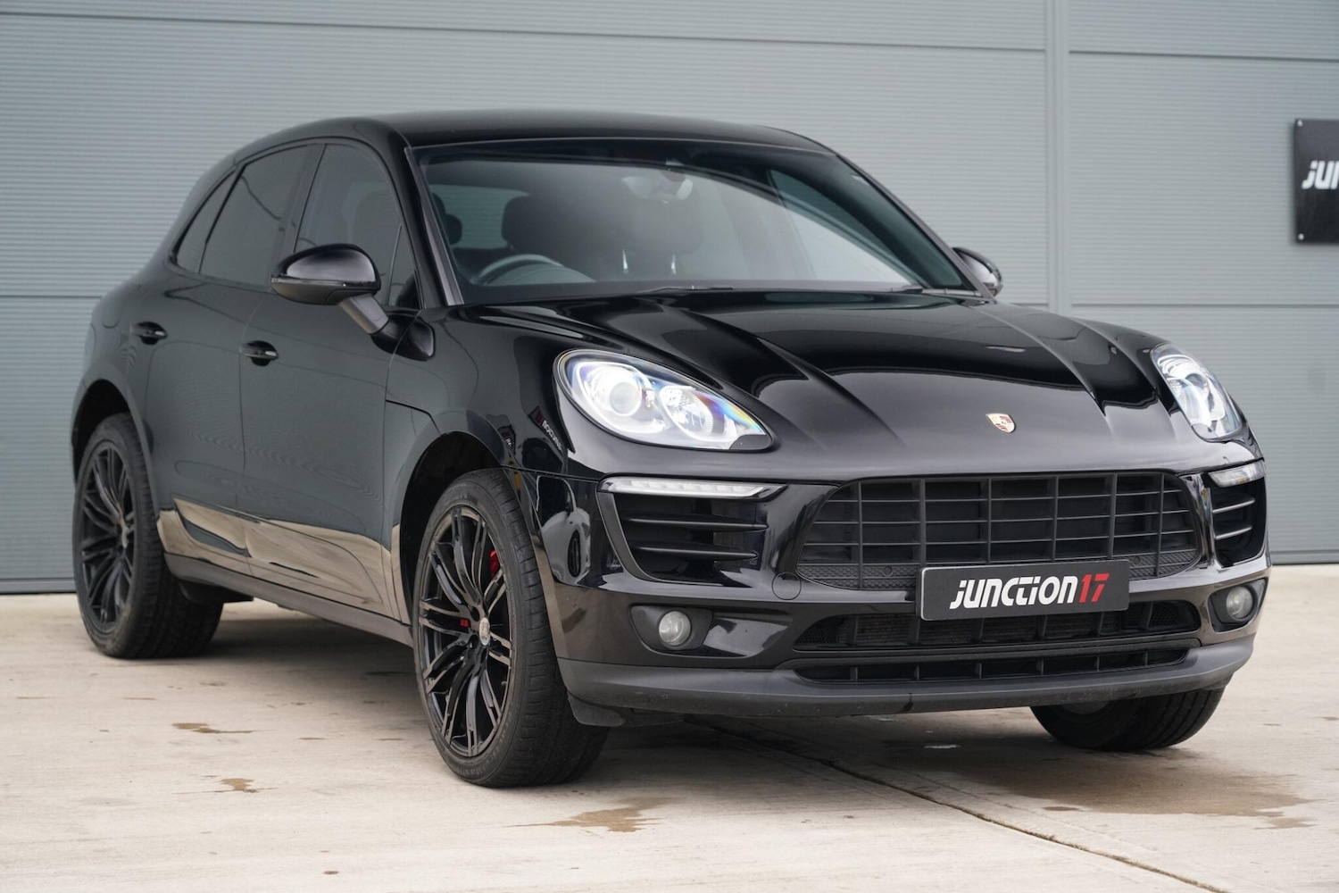 Used Porsche Macan 2018 for sale - 77376515: Photo 3