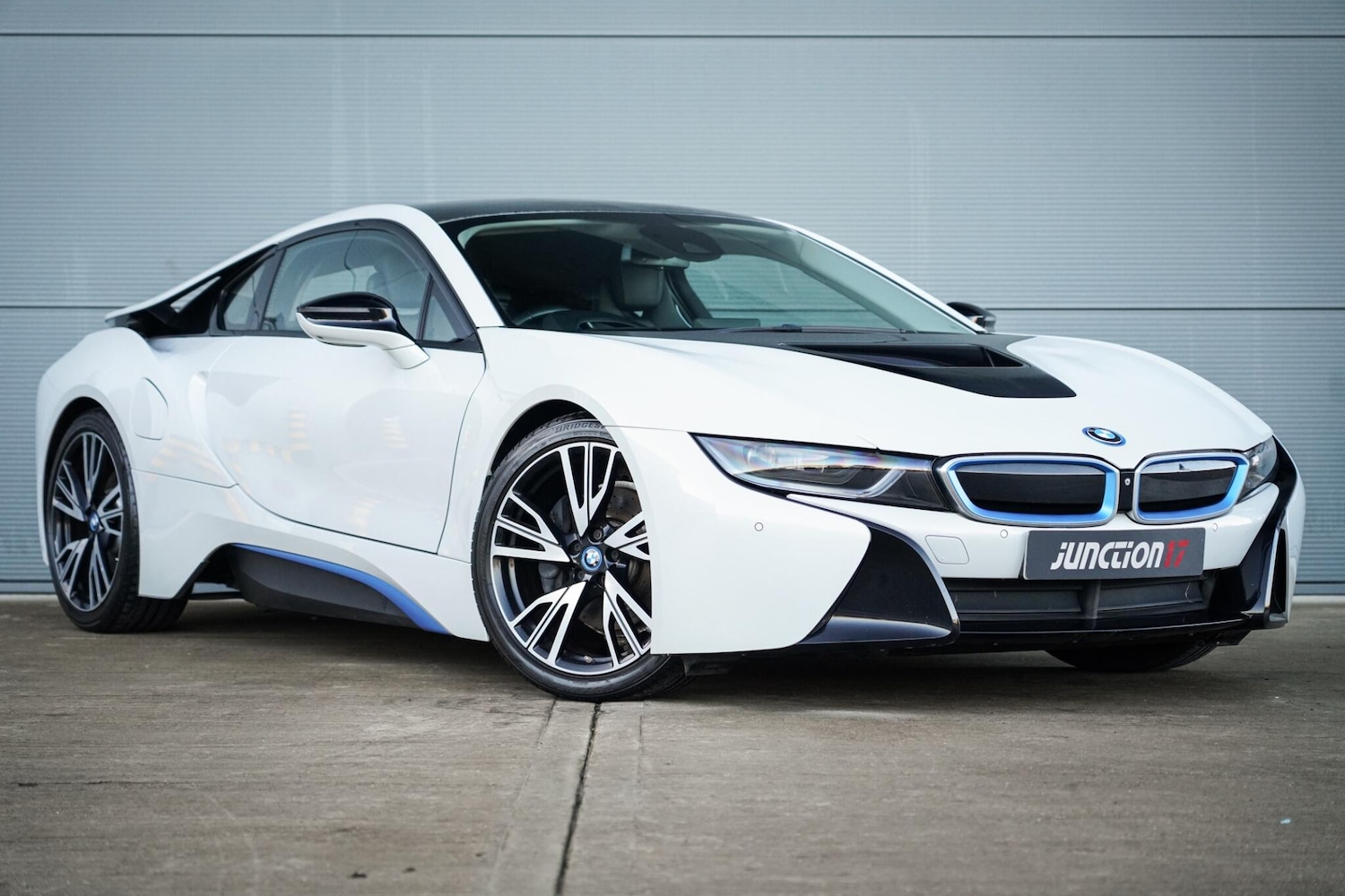 Used BMW i8 2015 for sale - 76765170: Photo 1