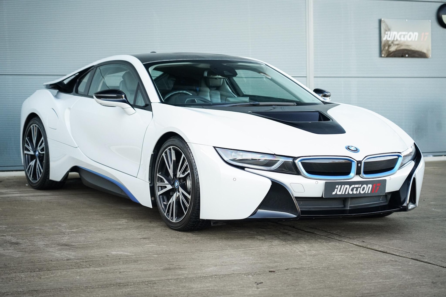 Used BMW i8 2015 for sale - 76765170: Photo 4