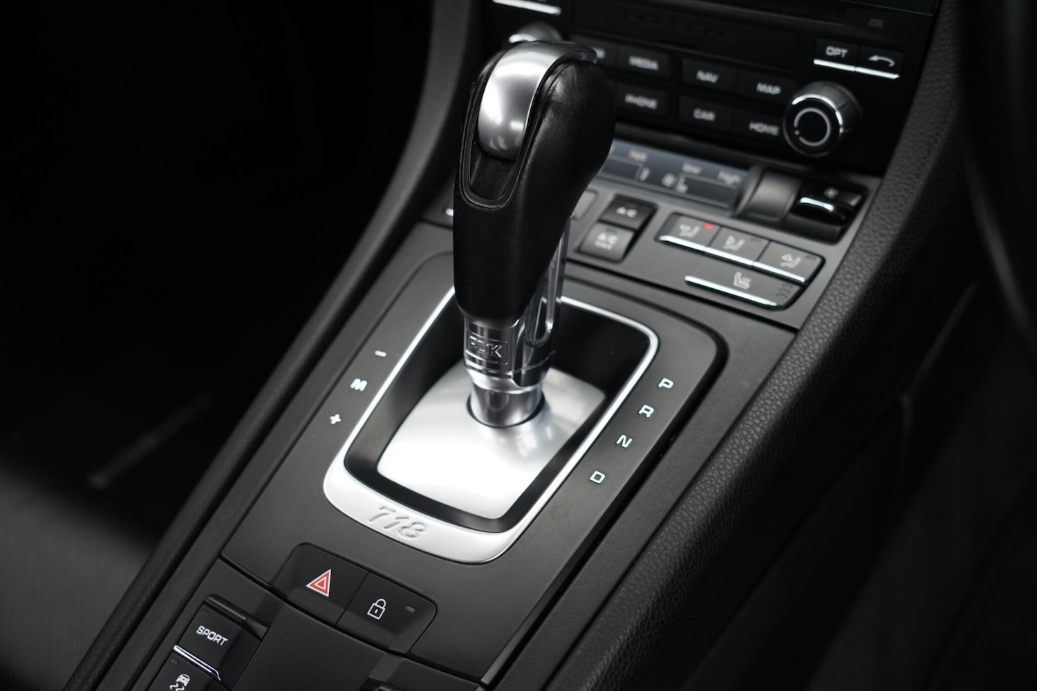 Used Porsche 718 Cayman 2019 for sale - 77633727: Photo 25