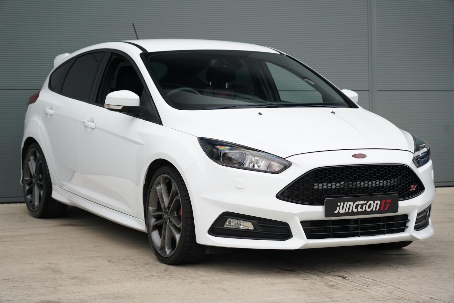 Used Ford Focus 2018 for sale - 76657950: Photo 4
