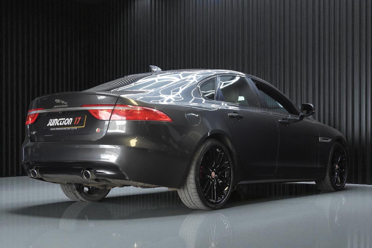 Used Jaguar XF 2016 for sale - 76657386: Photo 9