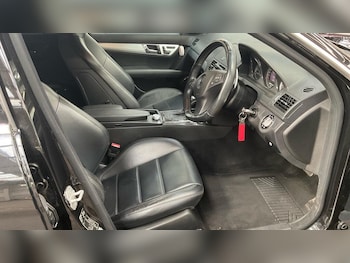 Used Mercedes-Benz C Class 2010 for sale - 79600942: Photo