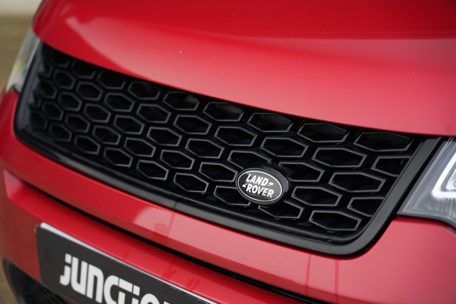 Used Land Rover Discovery Sport 2016 for sale - 77057178: Photo 11