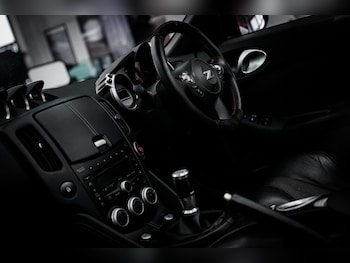 Used Nissan 370 Z 2011 for sale - 76992357: Photo