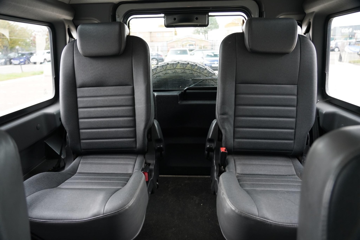 Used Land Rover Defender 2010 for sale - 76659432: Photo 16