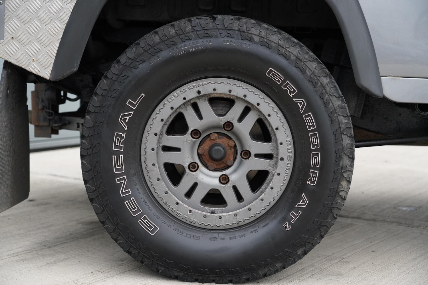 Used Land Rover Defender 2010 for sale - 76659432: Photo 18