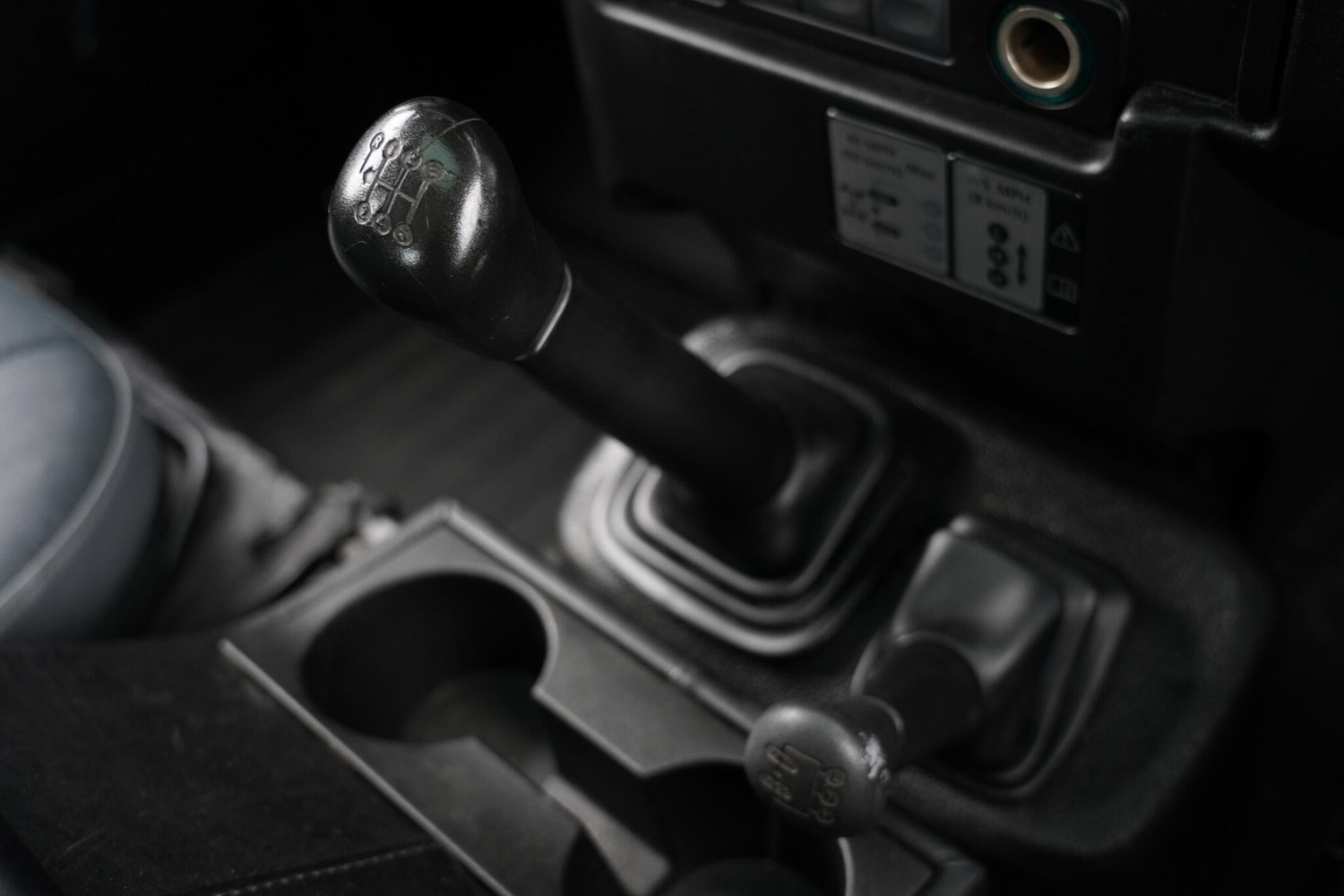 Used Land Rover Defender 2010 for sale - 76659432: Photo 24