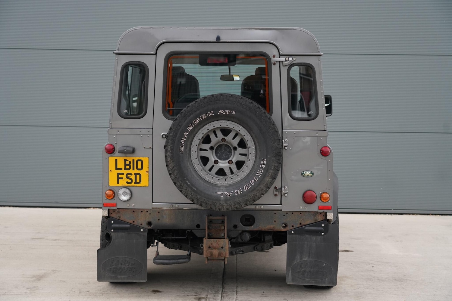 Used Land Rover Defender 2010 for sale - 76659432: Photo 8