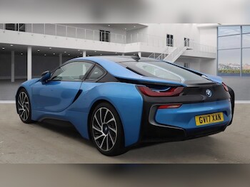 Used BMW i8 2017 for sale - 77454850: Photo