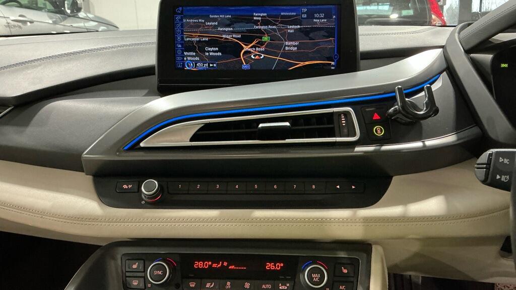 Used BMW i8 2017 for sale - 77454850: Photo 9