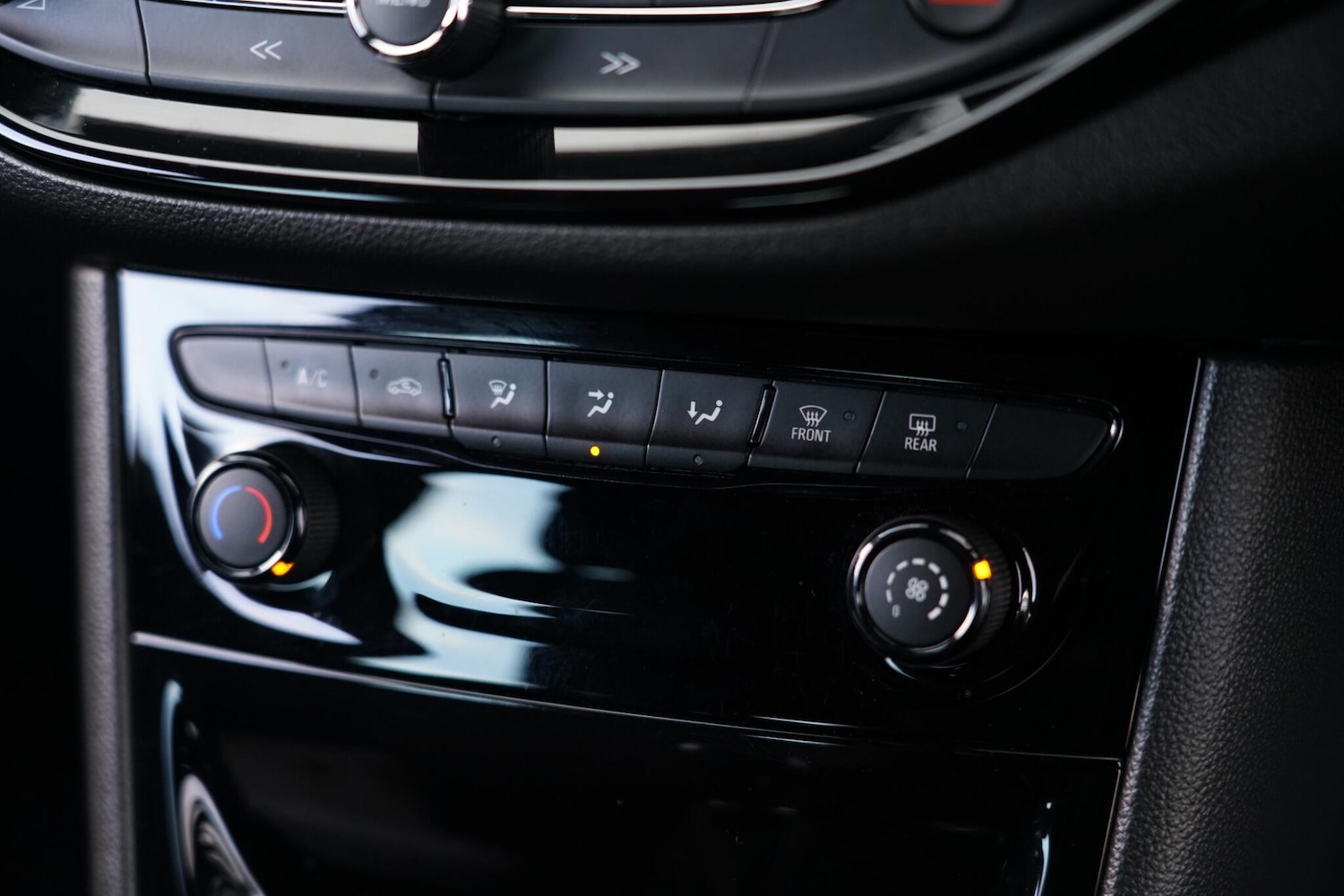 Used Vauxhall Astra 2018 for sale - 76657812: Photo 26