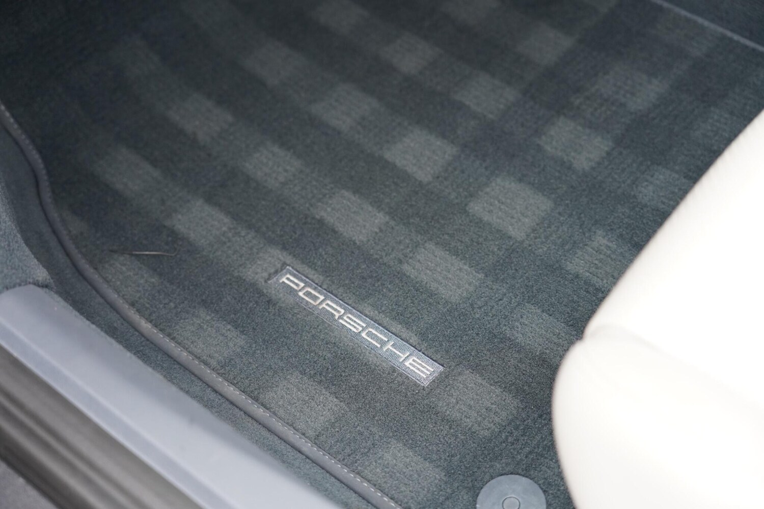 Used Porsche 911 2017 for sale - 78156915: Photo 36
