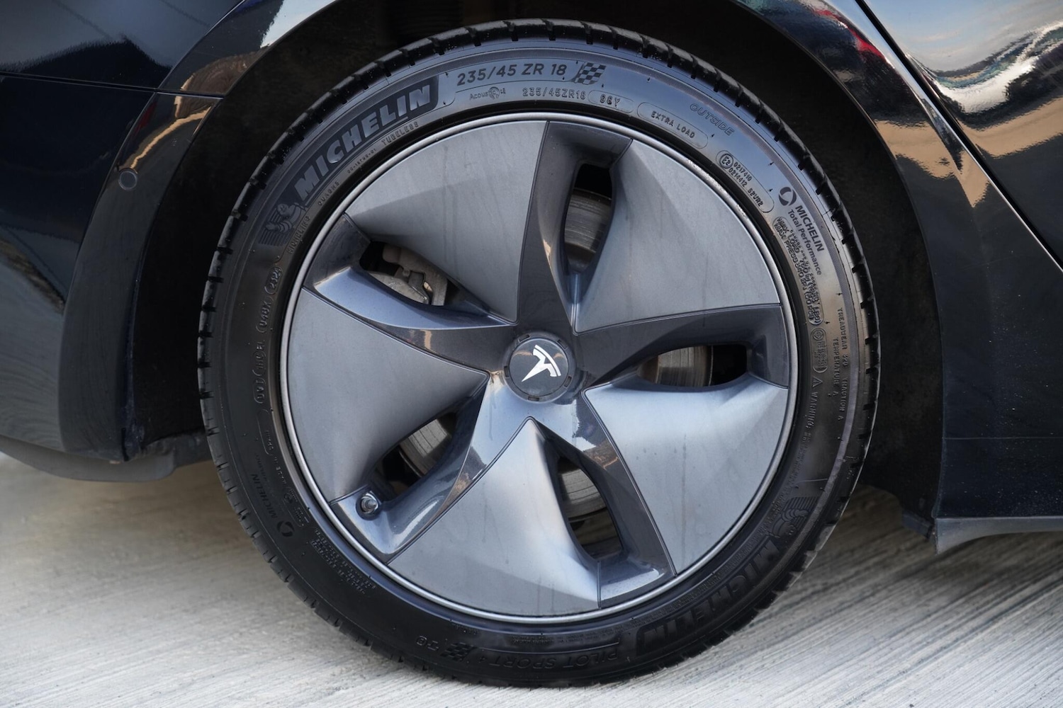 Used Tesla Model 3 2019 for sale - 76657421: Photo 18