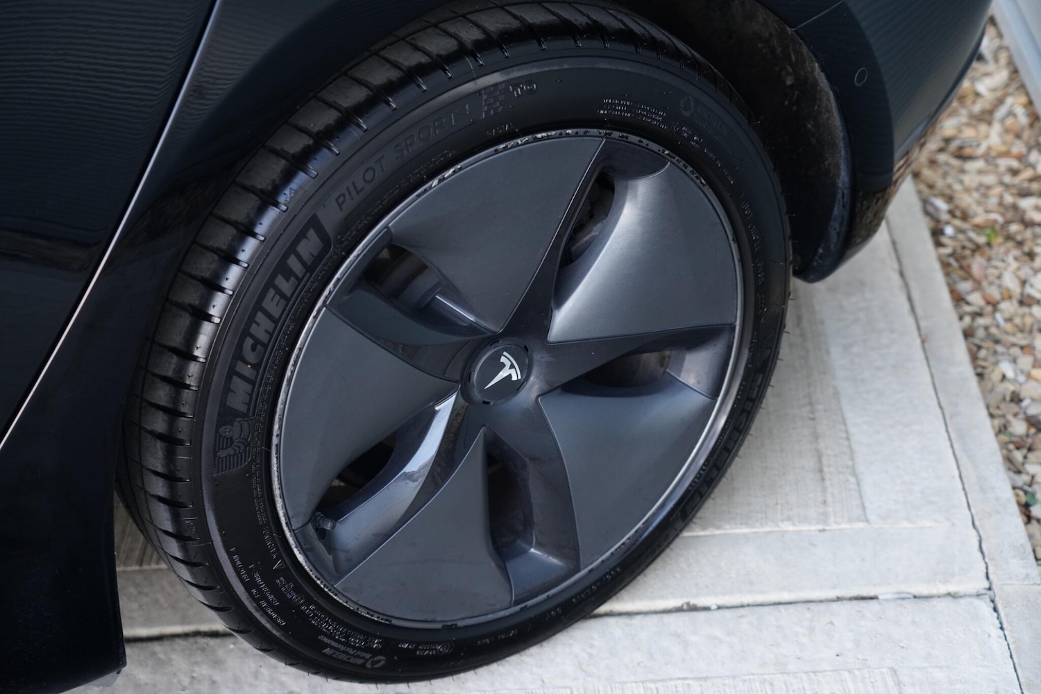 Used Tesla Model 3 2019 for sale - 76657421: Photo 20