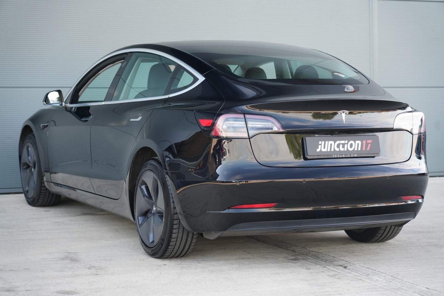 Used Tesla Model 3 2019 for sale - 76657421: Photo 7