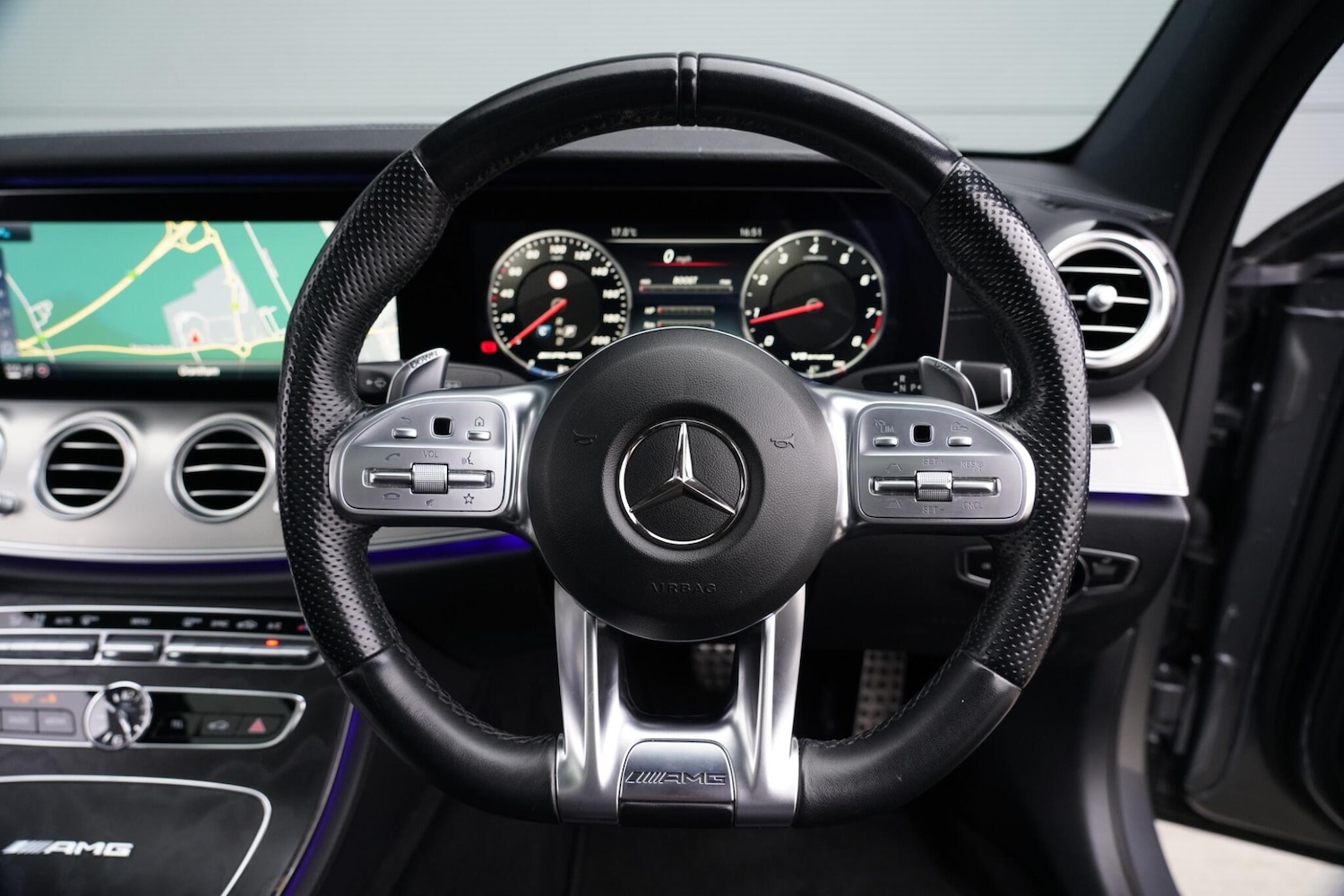 Used Mercedes-Benz E Class for sale - 76658616: Photo 11