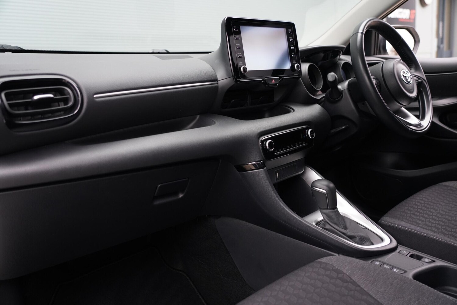 Used Toyota Yaris 2022 for sale - 77559948: Photo 15