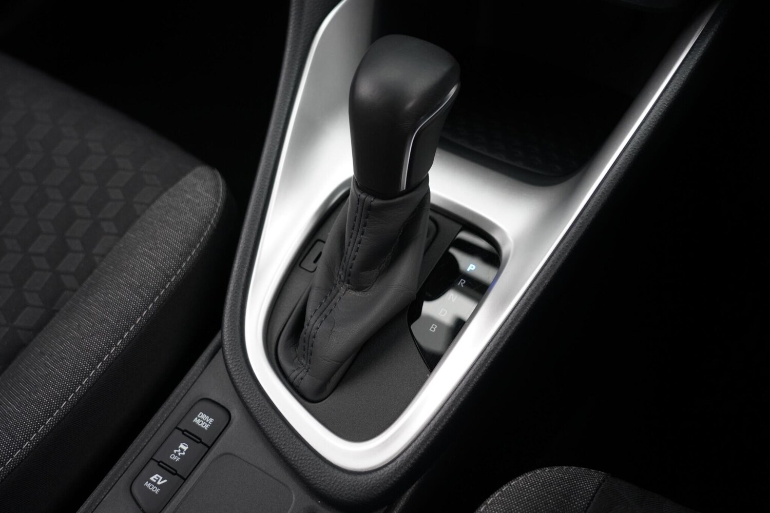 Used Toyota Yaris 2022 for sale - 77559948: Photo 26