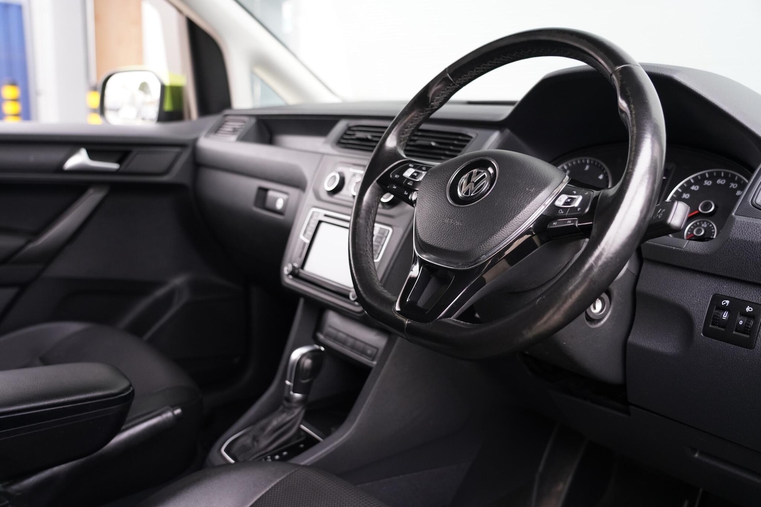 Used Volkswagen Caddy 2018 for sale - 76657943: Photo 11