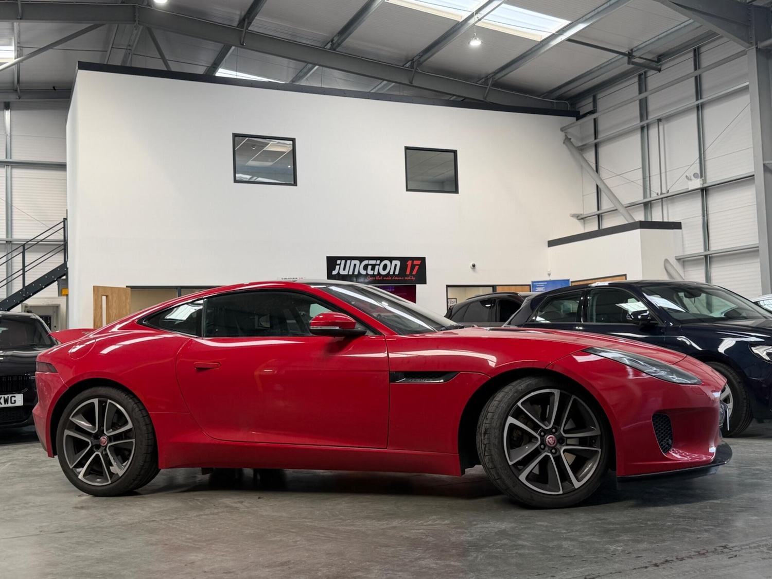 Used Jaguar F-Type 2017 for sale - 78170643: Photo 14