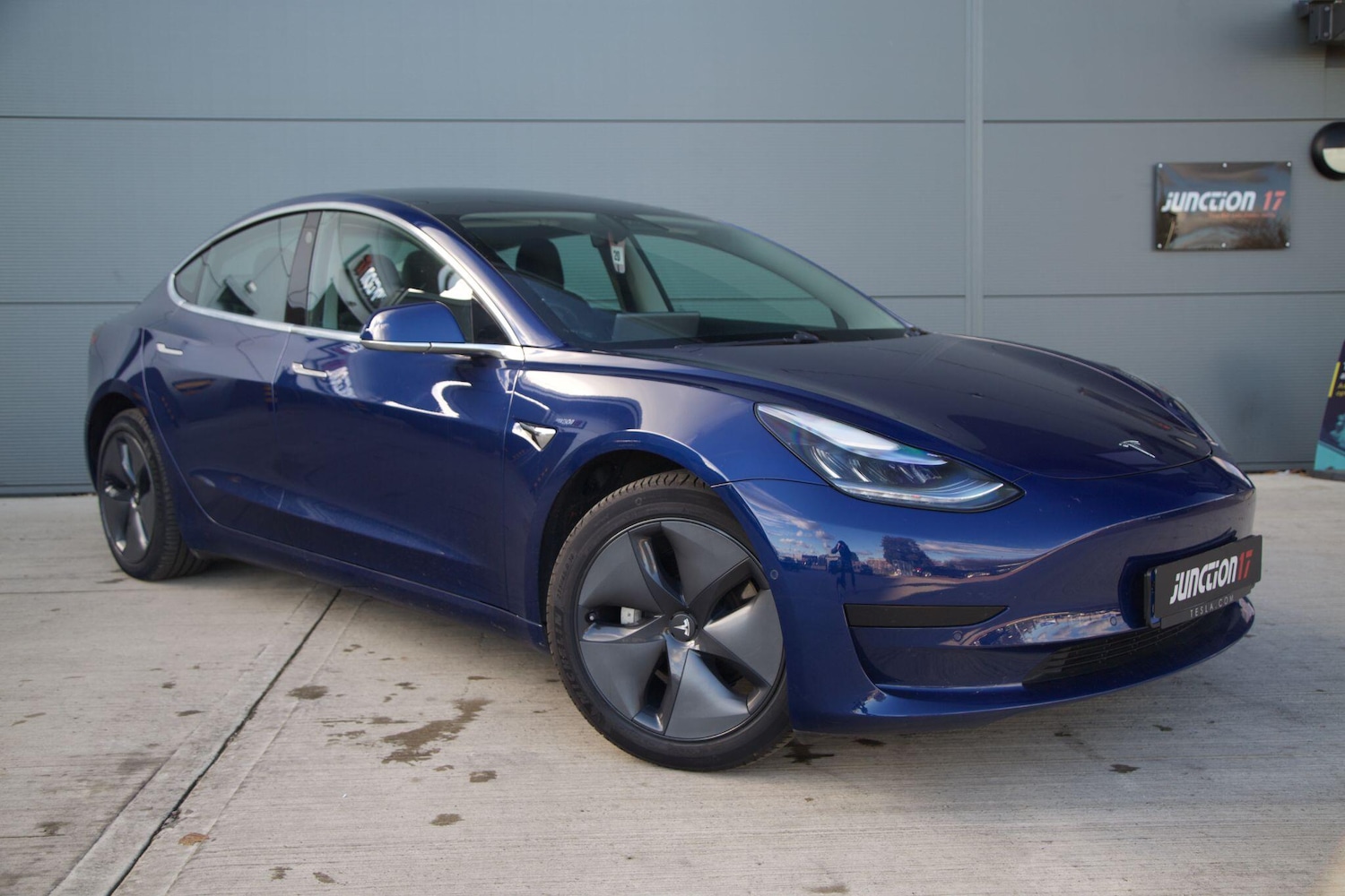 Used Tesla Model 3 2020 for sale - 76657260: Photo 1
