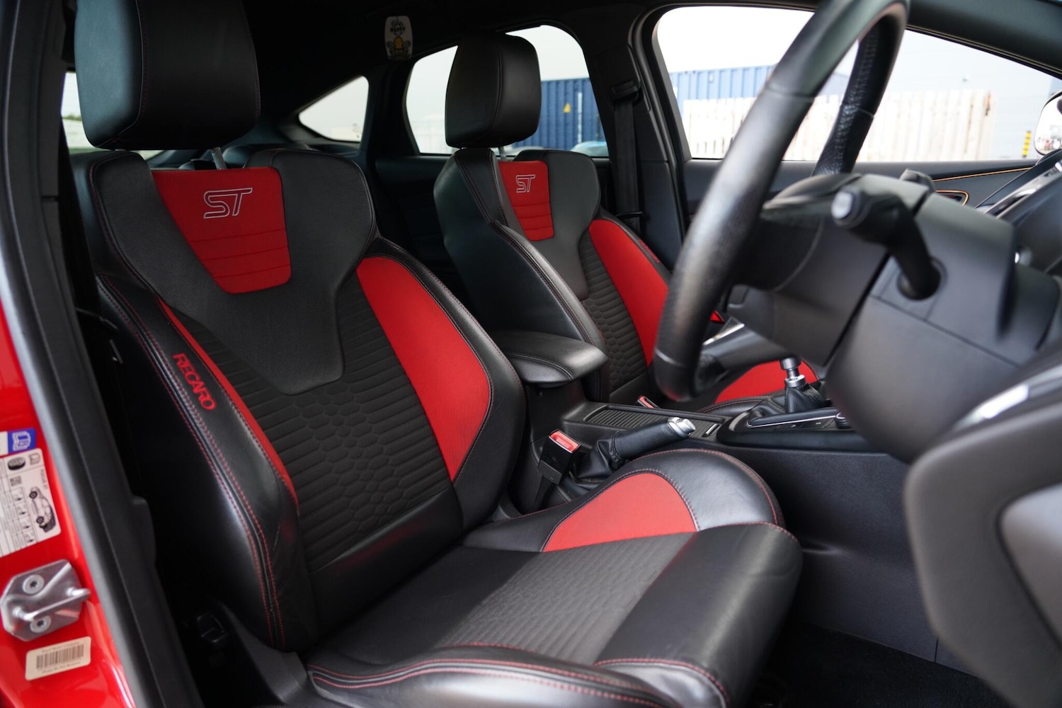 Used Ford Focus 2015 for sale - 76657647: Photo 11