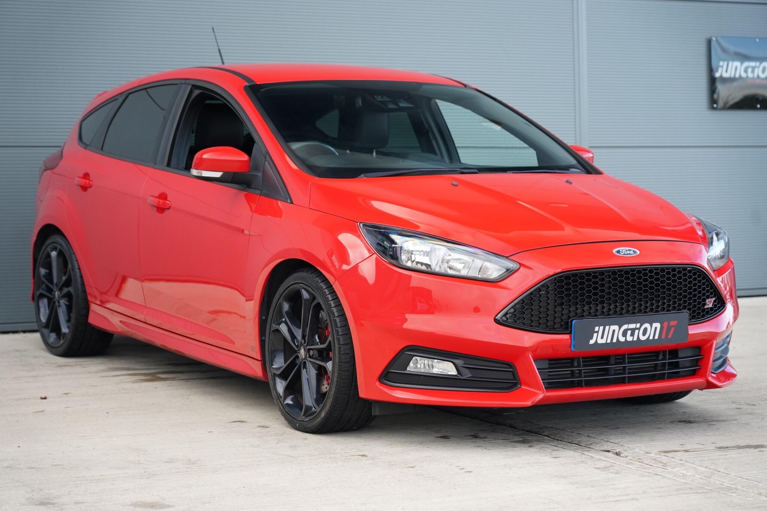 Used Ford Focus 2015 for sale - 76657647: Photo 4