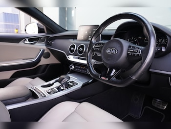 Used Kia Stinger 2019 for sale - 79337127: Photo