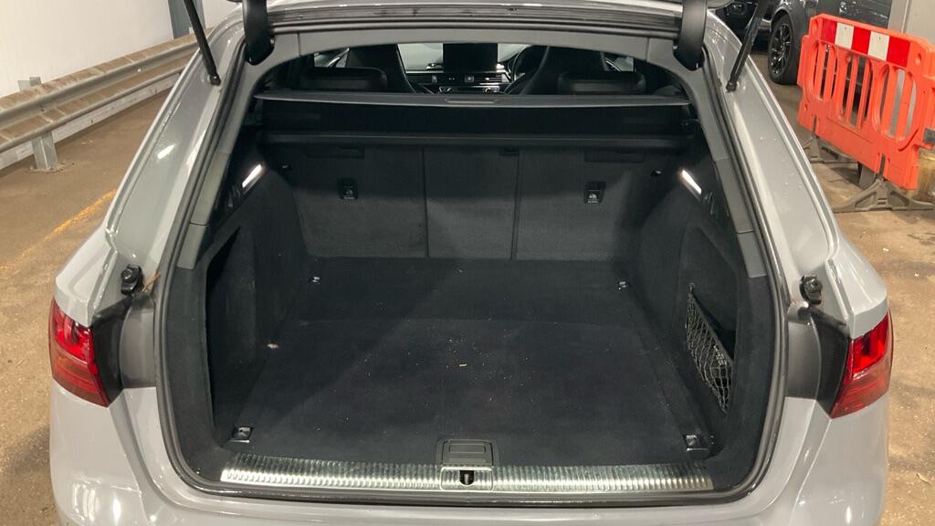 Used Audi RS4 2020 for sale - 77598022: Photo 7