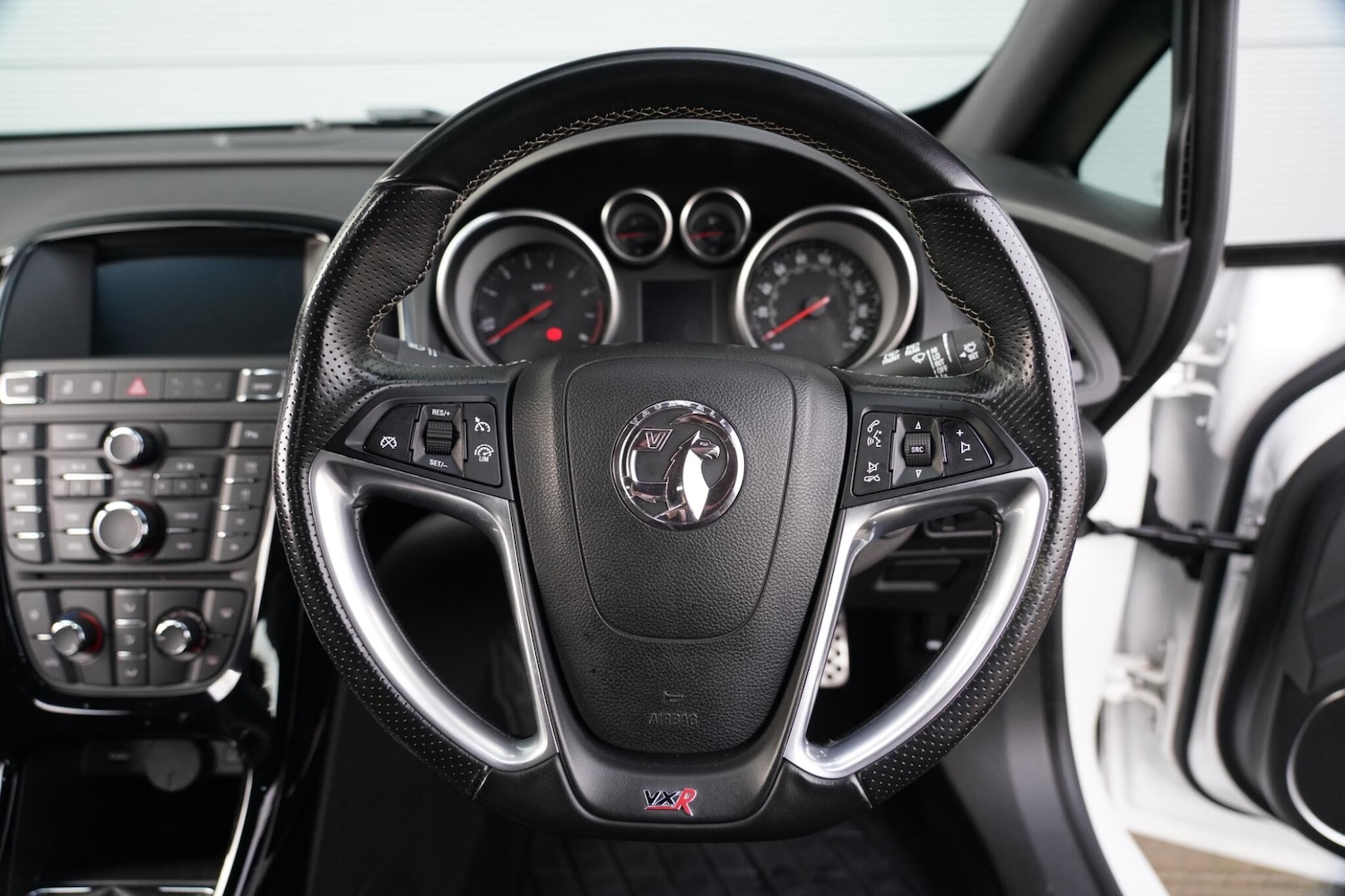 Used Vauxhall Astra GTC 2018 for sale - 77156055: Photo 13