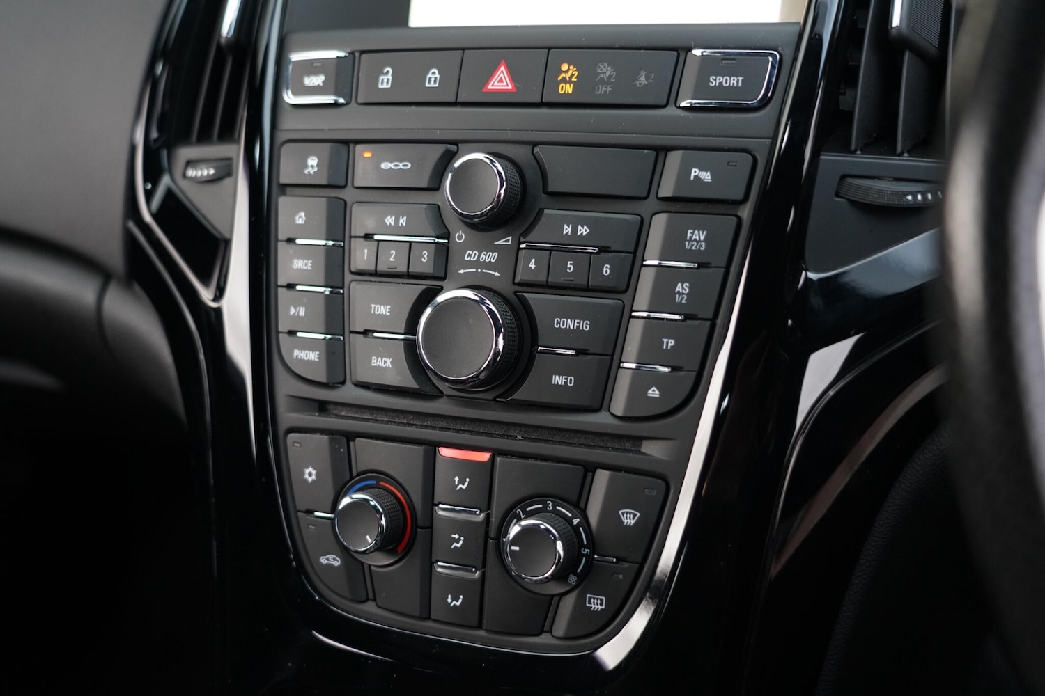 Used Vauxhall Astra GTC 2018 for sale - 77156055: Photo 27