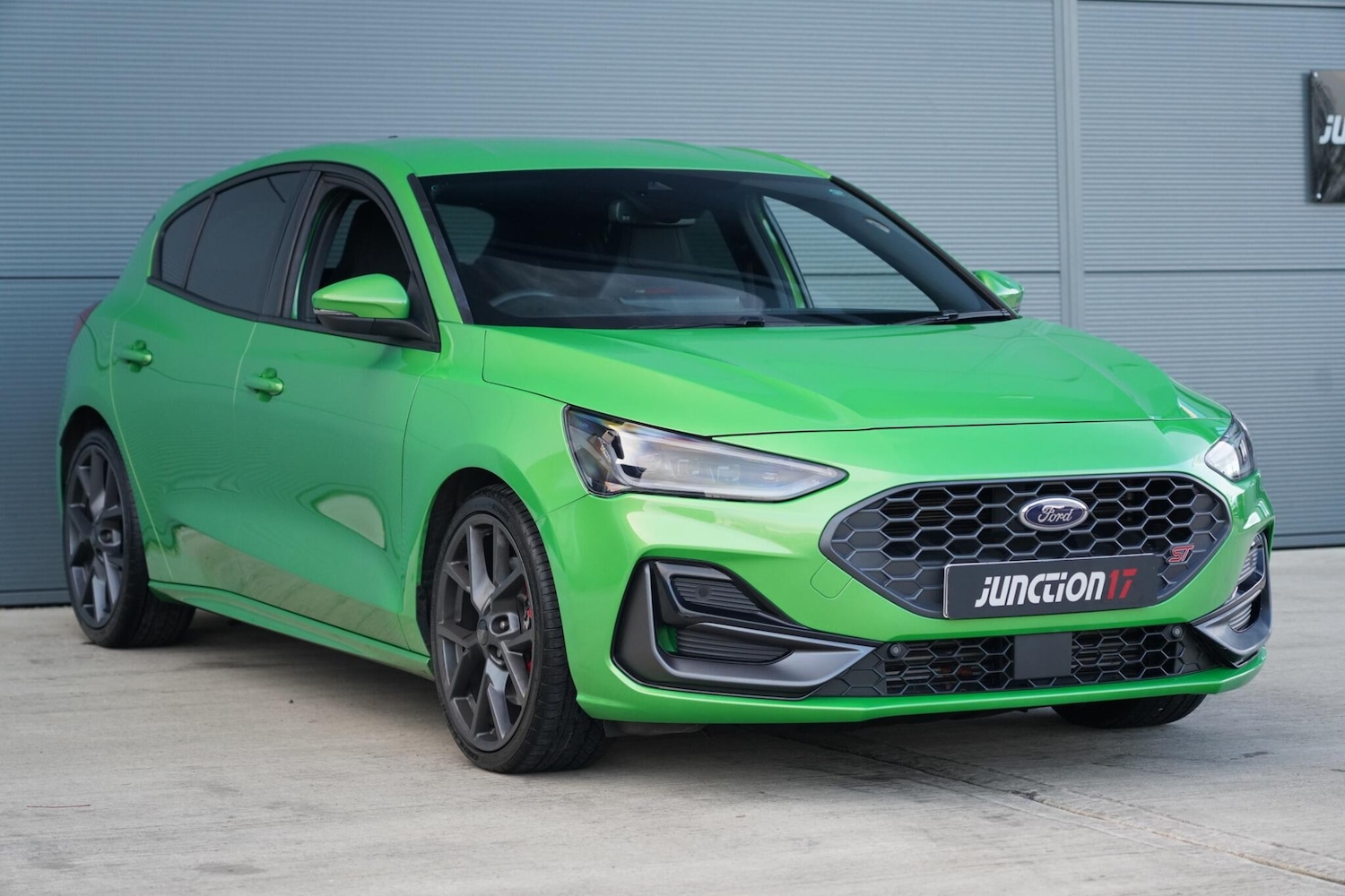 Used Ford Focus 2023 for sale - 76657233: Photo 4