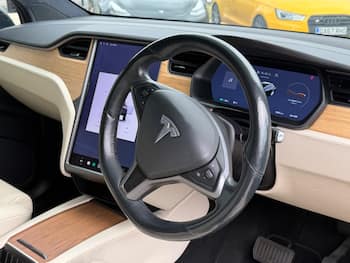 Used Tesla Model X 2020 for sale - 79751208: Photo