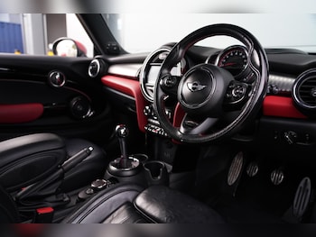 Used MINI Hatch 2017 for sale - 76658447: Photo