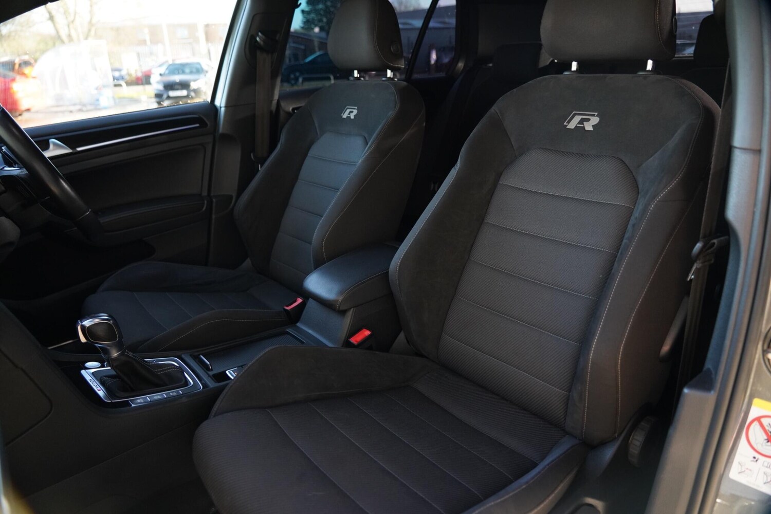 Used Volkswagen Golf 2019 for sale - 76667419: Photo 15