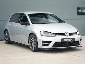 Used Volkswagen Golf 2017 for sale - 78946135: Photo
